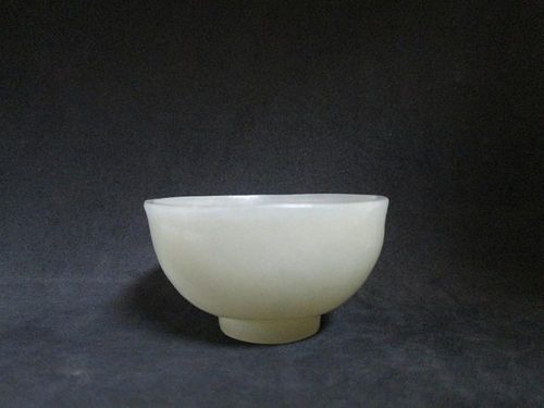 OLD Chinese White Jade Bowl,  5 cm x 2.8 cm