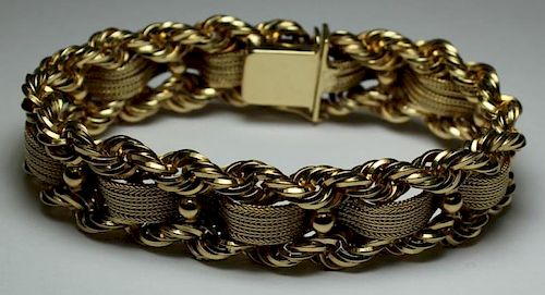 JEWELRY. 14kt Gold Woven Chain Bracelet.
