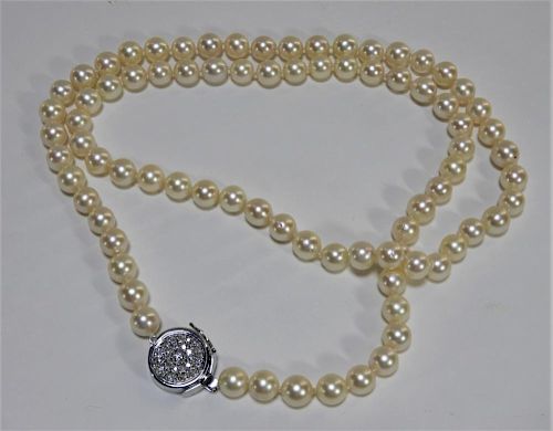 14K White Gold Diamond Set 9mm Pearl Necklace