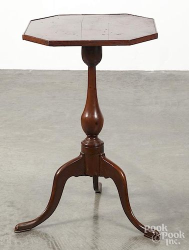Pennsylvania cherry tray top candlestand, early 19th c., 28'' h., 20 1/4'' w., 17 3/4'' d.