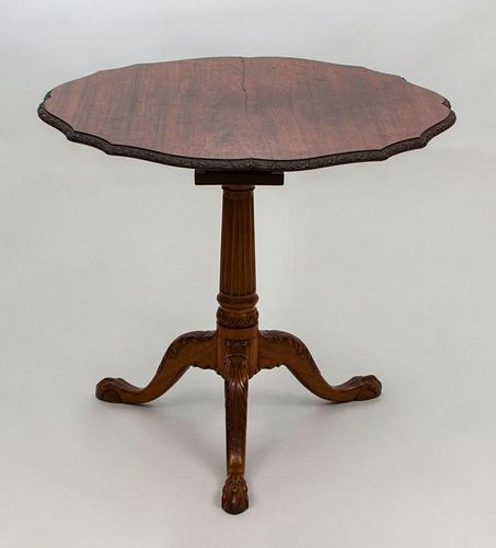 CHIPPENDALE-STYLE MAHOGANY BIRDCAGE FLIP-TOP TRIPOD TABLE