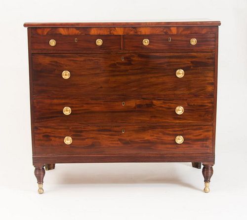FEDERAL MAHOGANY CHEST OF DRAWERS, NEW YORK