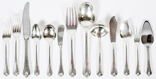 WALLACE 'GRAND COLONIAL' STERLING FLATWARE SERVICE