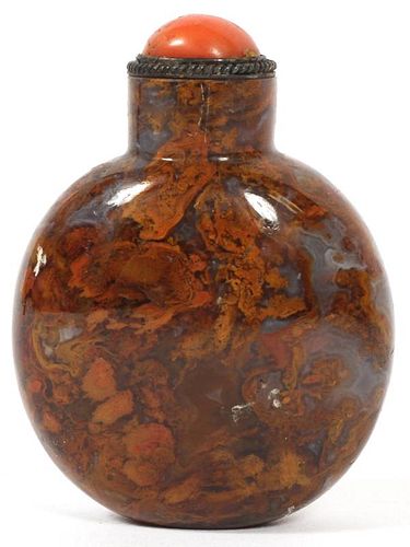 CHINESE AGATE SNUFF BOTTLE CORAL STOPPER