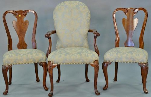 Set of ten John Widdicomb Georgian style dining chairs including eight mahogany side chairs with Queen Anne style back and tw