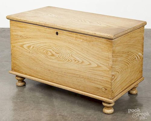 Pennsylvania painted pine blanket chest, 20th c., retaining the original yellow grained surface, 22