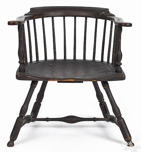 Pennsylvania lowback Windsor chair, late 18th c., retaining an old Spanish brown surface with yell