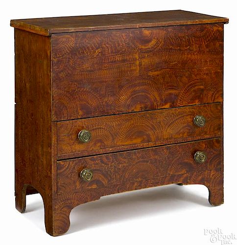 New England painted pine blanket chest, ca. 1820, retaining its original sponge decorated surface,