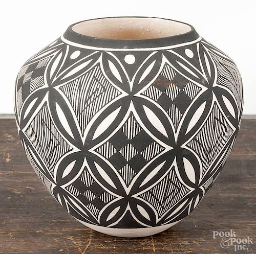 Acoma pottery olla, by BD Garcia, 8'' h.