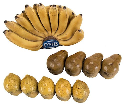 Bananas, Pears, and Lemons Display Fruit.