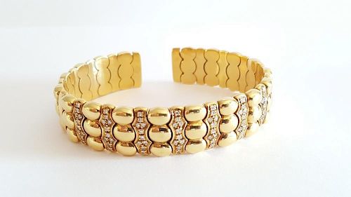 18K Gold Diamonds Bangle Bracelet 86 gm