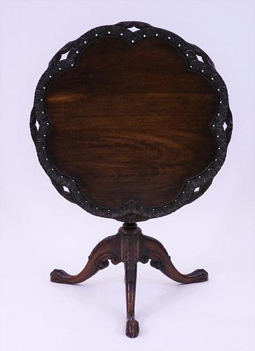 American Carved Mahogany Pie Crust Tilt Top Table