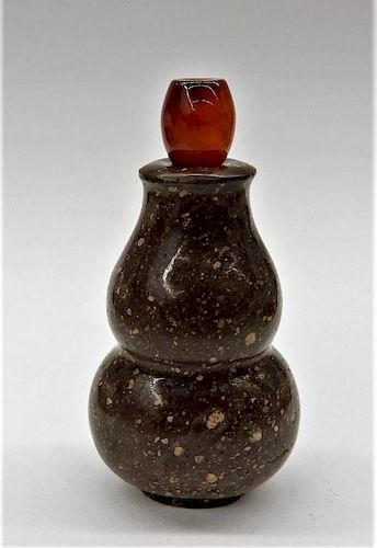 Chinese Pudding Stone Double Gourd Snuff Bottle