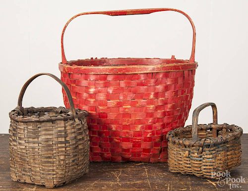 Three splint gathering baskets, 19th c., tallest - 15''.