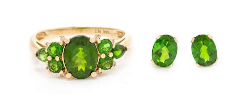 A Collection of 14 Karat Yellow Gold and Chrome Diopside Jewelry, 2.50 dwts.