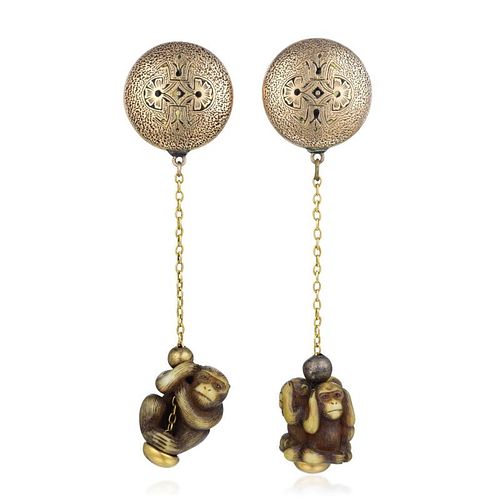 A Pair of Antique Gold Figurine Pendant Earrings