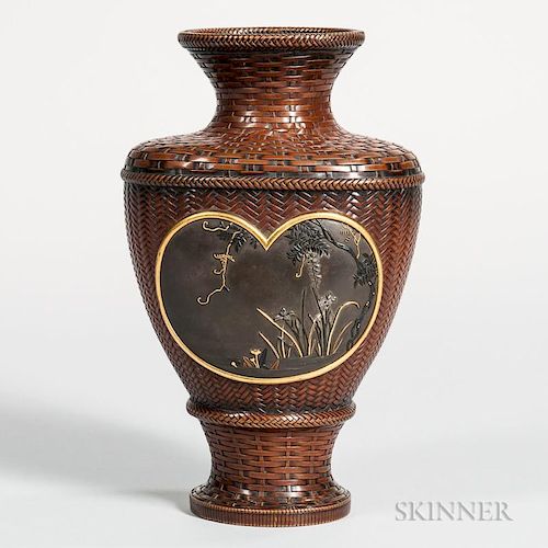 Bronze Basketweave Vase 铜制编织花瓶