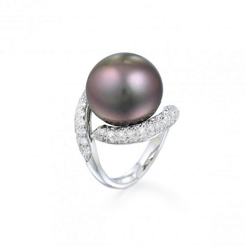 A Tahitian Pearl and Diamond Ring