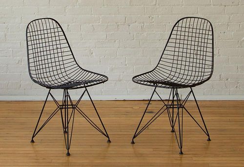 CHARLES AND RAY EAMES / HERMAN MILLER, PAIR OF "DKWY" SIDE CHAIRS