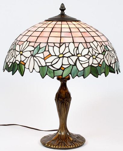 CONTEMPORARY LEADED GLASS TABLE LAMP