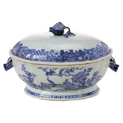 Chinese Export Porcelain Boar's Head Tureen