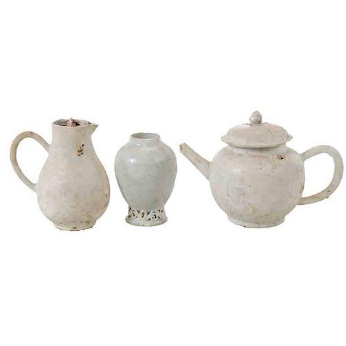 Three Nanking Cargo Porcelain Items
