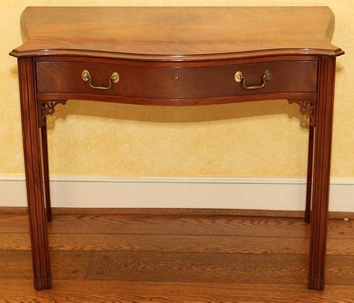 SOUTH HAMPTON CHIPPENDALE STYLE MAHOGANY CONSOLE TABLE