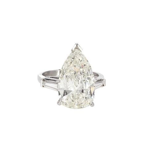 Ladies Platinum 5.66 Carat Pear Diamond Ring