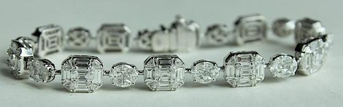 Ladies 18 Karat 8.19 Carat Diamond Bracelet