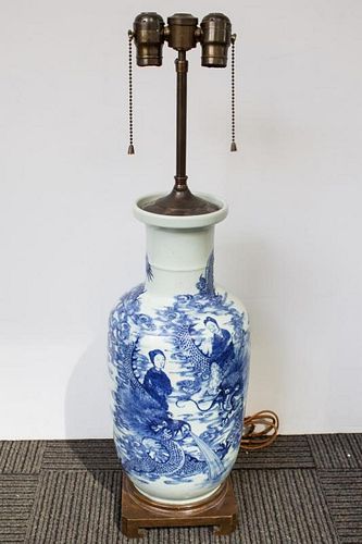 Chinese Antique Porcelain Blue & White Vase Lamp