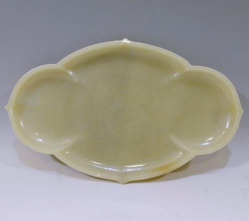 CHINESE ANTIQUE CARVED JADE LOBED DISH - 19TH CENTURY