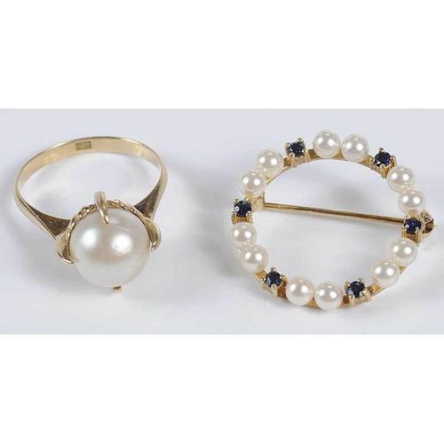 Gold & Pearl Jewelry