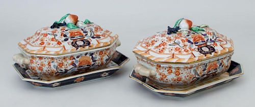 Pair of English Ironstone Japan Pattern Soup Tureens and a Pair Rectangular Platters
