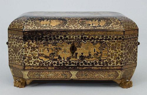 Chinese Export Black Lacquer and Parcel-Gilt Tea Caddy