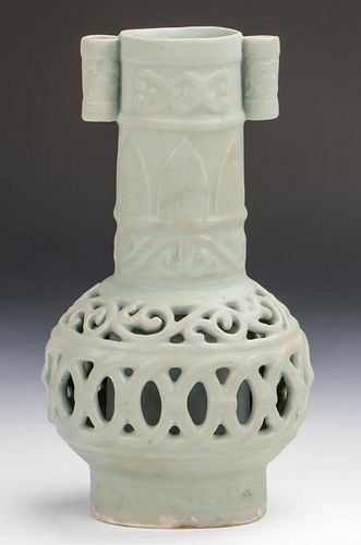 Fine Antique Chinese Glazed Porcelain Vase