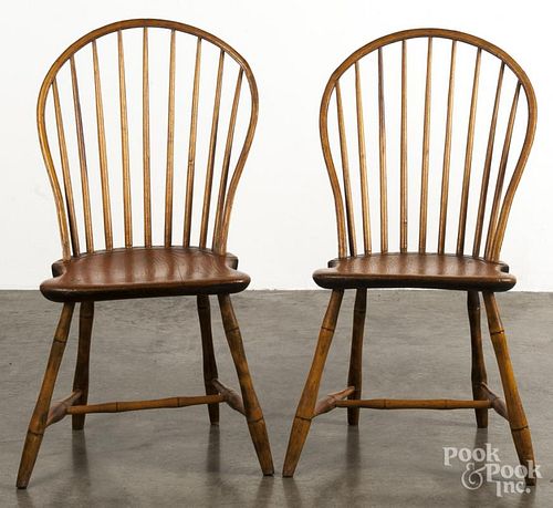 Pair of bowback Windsor chairs, ca. 1820.