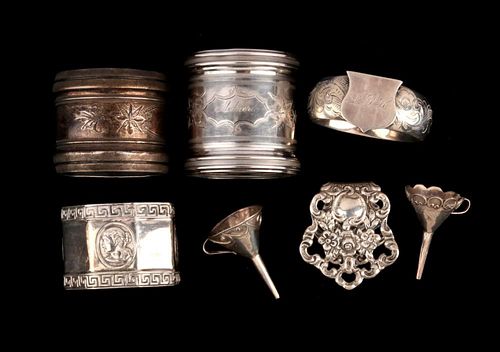 AN ESTATE LOT OF STERLING SILVER ARTICLES