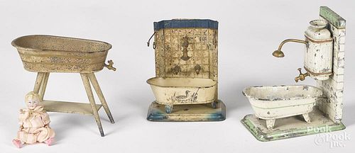 German embossed and painted tin bath fixtures