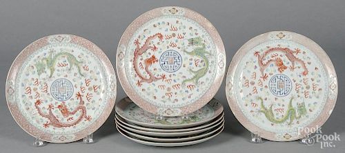 Eight Chinese export porcelain dragon plates