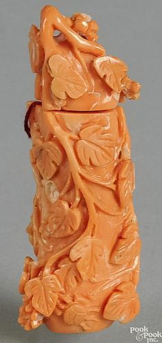 Chinese carved coral snuff bottle
