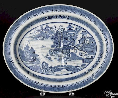 Chinese export porcelain Nanking platter