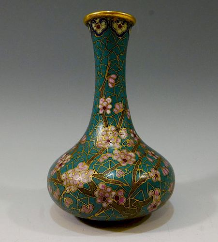 CHINESE ANTIQUE CLOISONNE VASE - QIANGLONG MARK AND PERIOD
