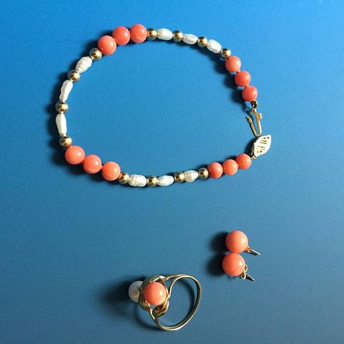 A SET OF 14K PINK CORAL AND PEARL JEWELRY