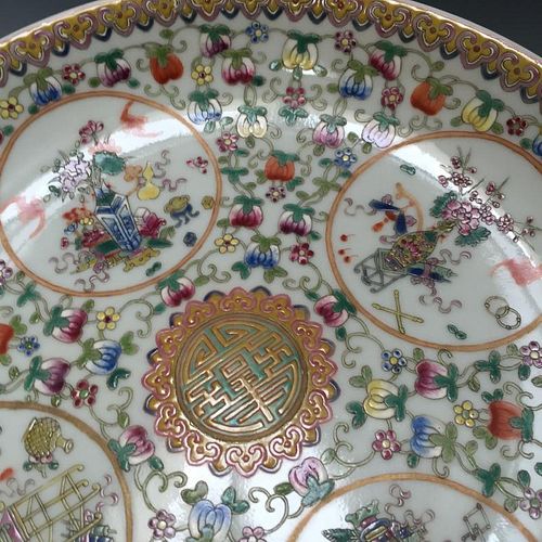 A BIG CHINESE ANTIQUE FAMILL ROSE PORCELAIN PLATE, MARKED,19C