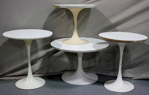 Midcentury Set of Eero Saarinen Tulip Side Tables.