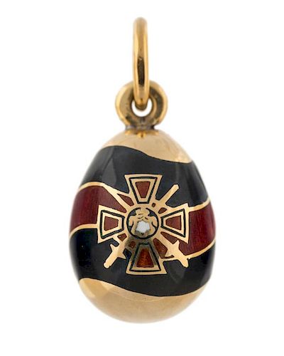 A FABERGE GOLD AND ENAMEL EGG PENDANT WITH THE RIBBON AND ORDER OF ST. VLADIMIR, KARL FABERGE, ST. PETERSBURG, 1899-1908