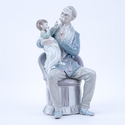 Lladro Porcelain Figurine "The Grandfather" Signed.