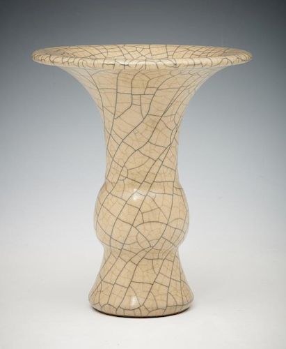 Chinese Crackle Glazed Beaker Vase.