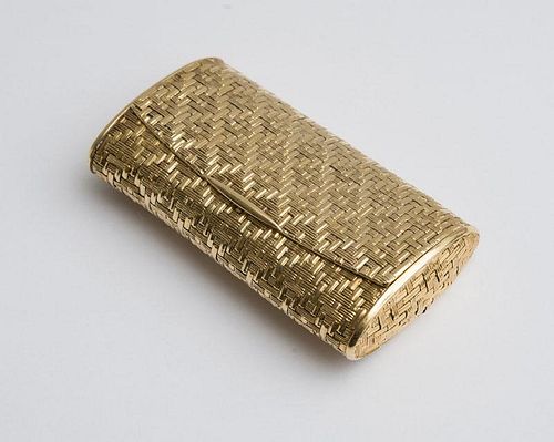 18K GOLD WOVEN MINIATURE BAG, IN THE STYLE OF VAN CLEEF & ARPELS