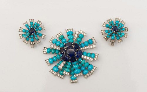 PLATINUM, TURQUOISE, SAPPHIRE AND DIAMOND BROOCH AND PAIR OF MATCHING EARRINGS